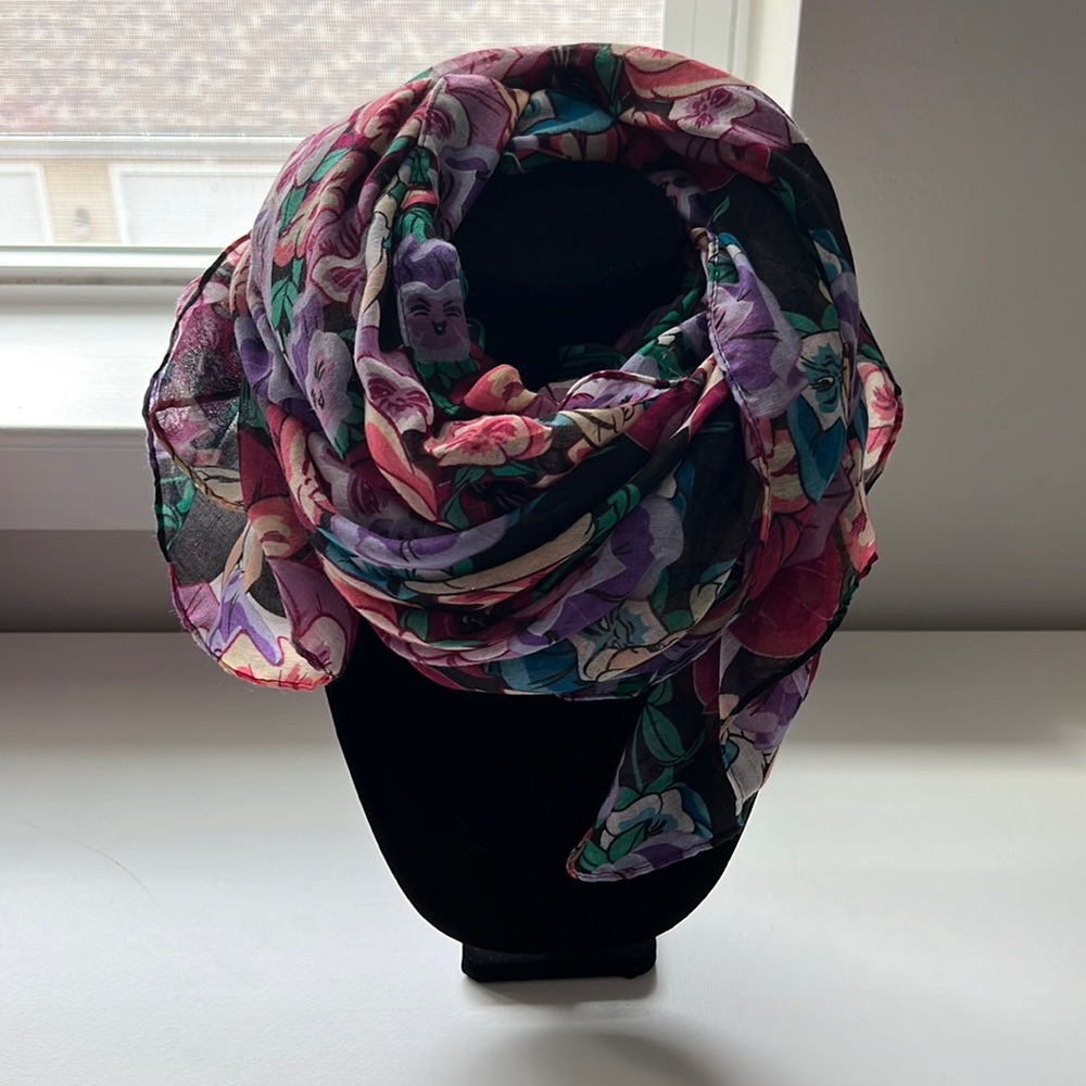 Alice in Wonderland blanket scarf